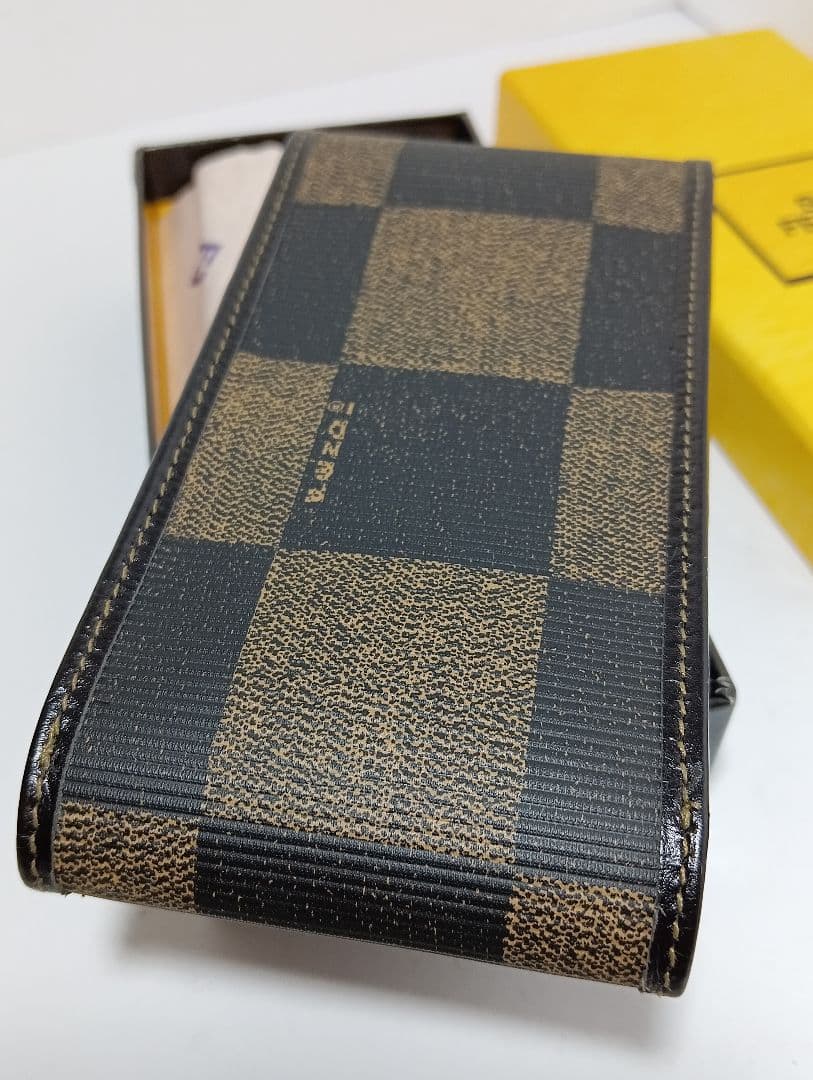 FENDI　フェンディ シガレット　ケース タバコケース ブロックチェック