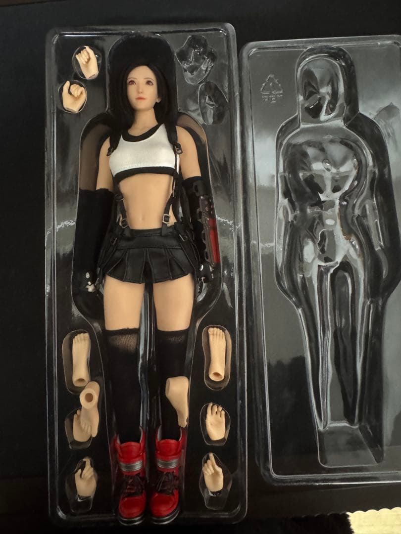 ほ*か様 ティファ 1/6スケール　アクション　フィギュア　素体セット　FF7