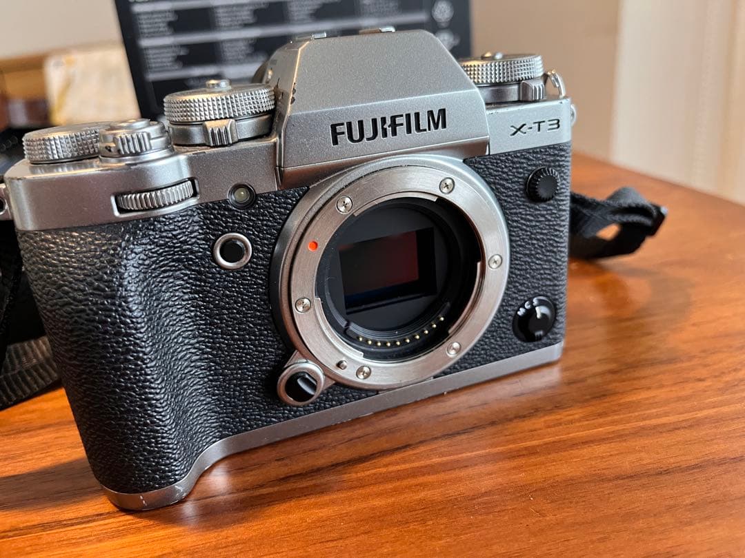 FUJIFILM フジフイルム X-T3 ボディ シルバー