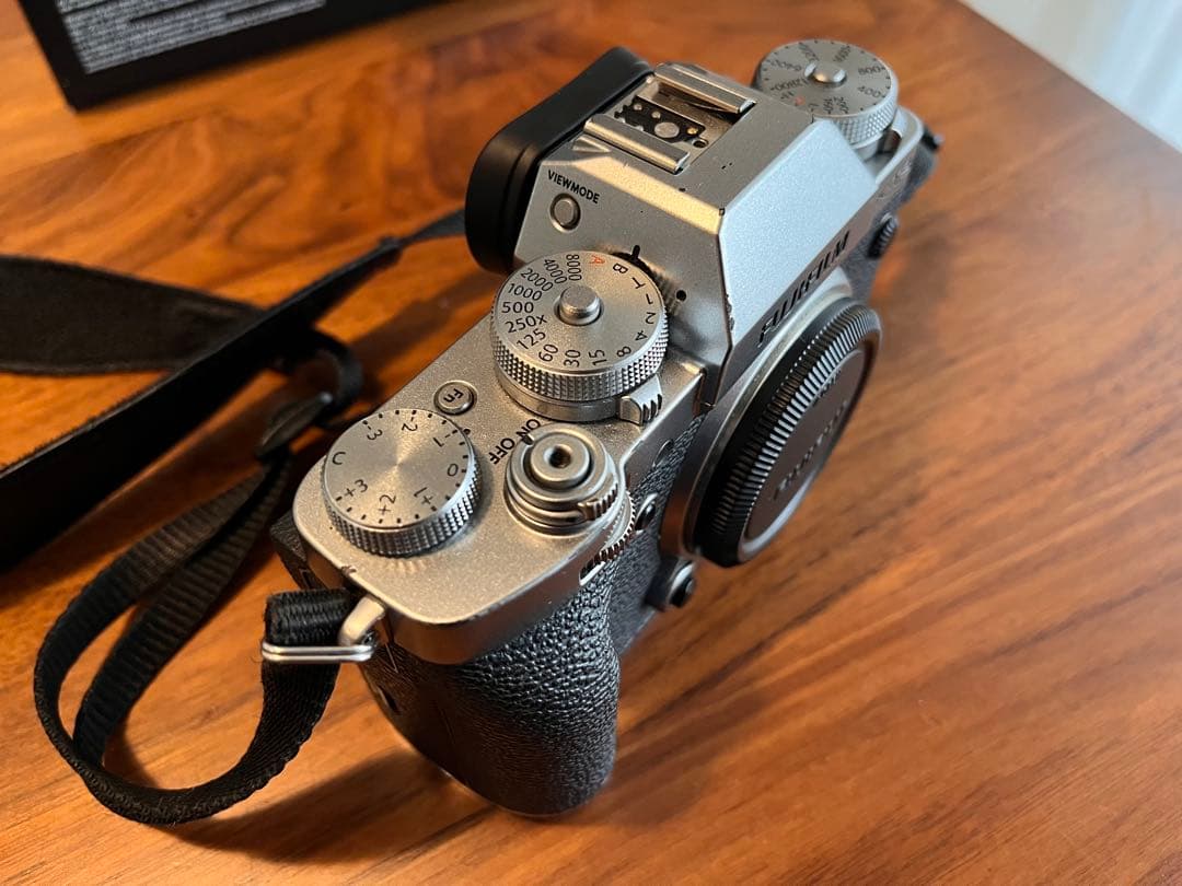 FUJIFILM フジフイルム X-T3 ボディ シルバー