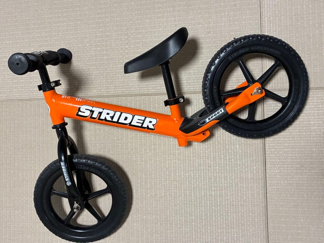 STRIDER バランスバイク オレンジ 12インチ