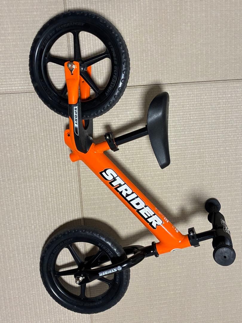 STRIDER バランスバイク オレンジ 12インチ