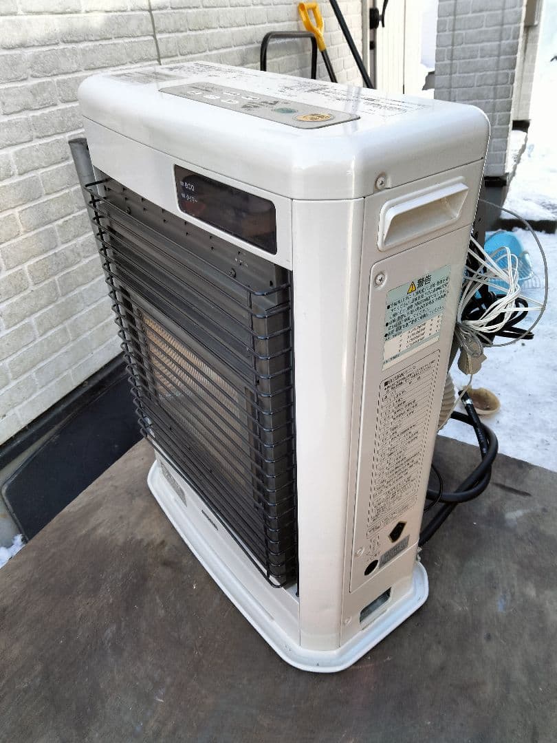 コロナFF石油ストーブスペースネオミニ！品番「BF‐56SGE」2017年式中古