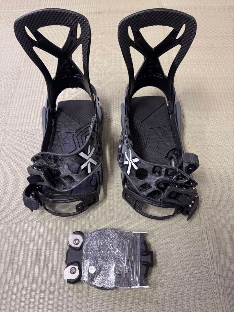 新品未使用　カラコラム　karakoram マイクロバースト Sサイズwomen