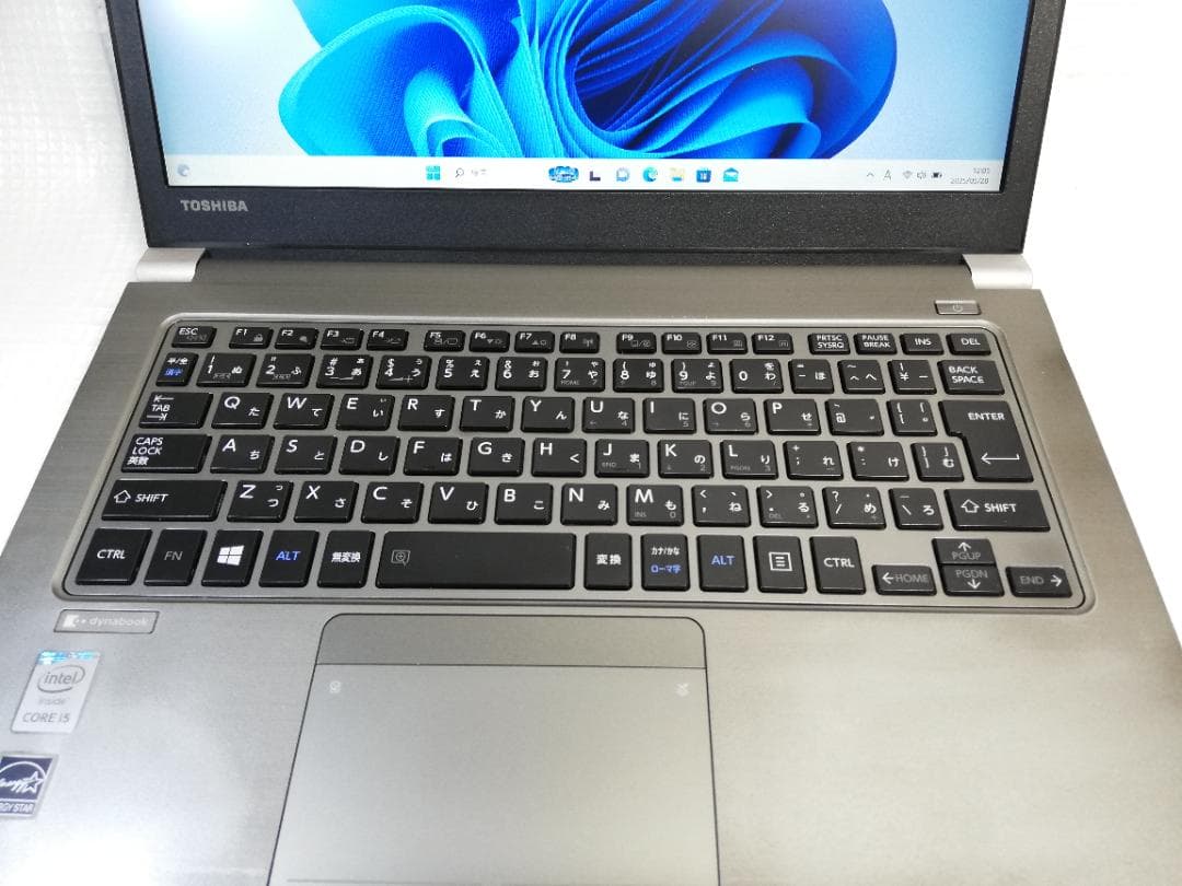 東芝 dynabook R63/P Windows11/office2016