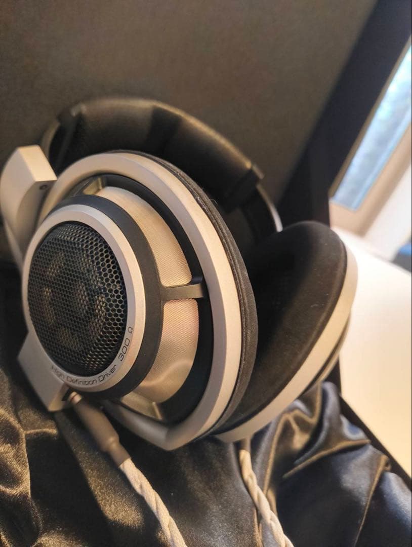 ゼンハイザーSennheiser HD800ヘッドホン　美品