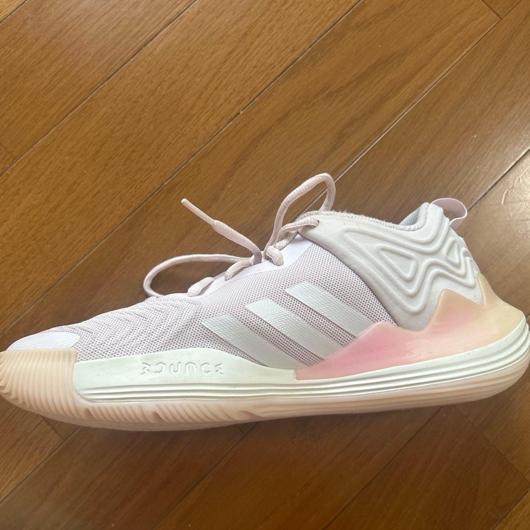 ピンク メッシュ バスケットボールシューズ