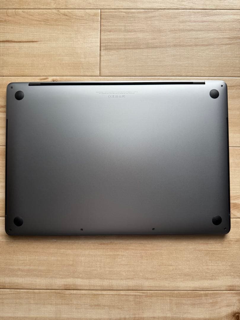 松*助様 MacBook Pro2018 15インチ core i7 メモリ32