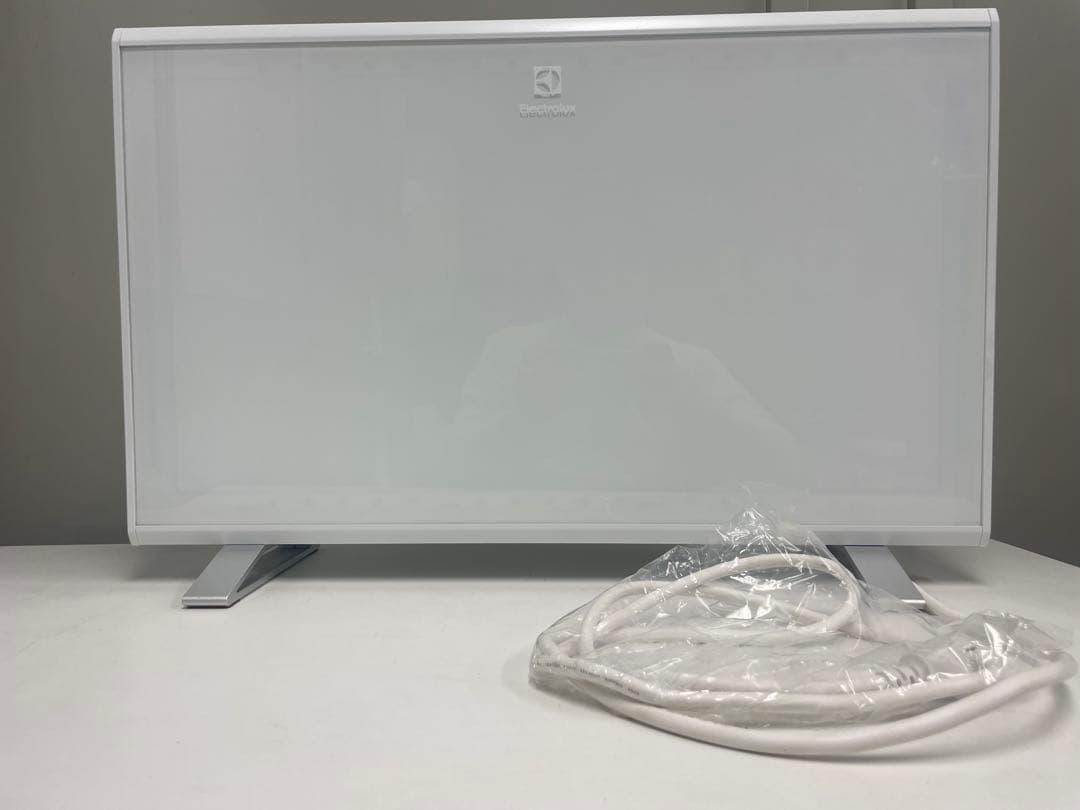 Electrolux Quickheat 700 パネルヒーター　2020年製
