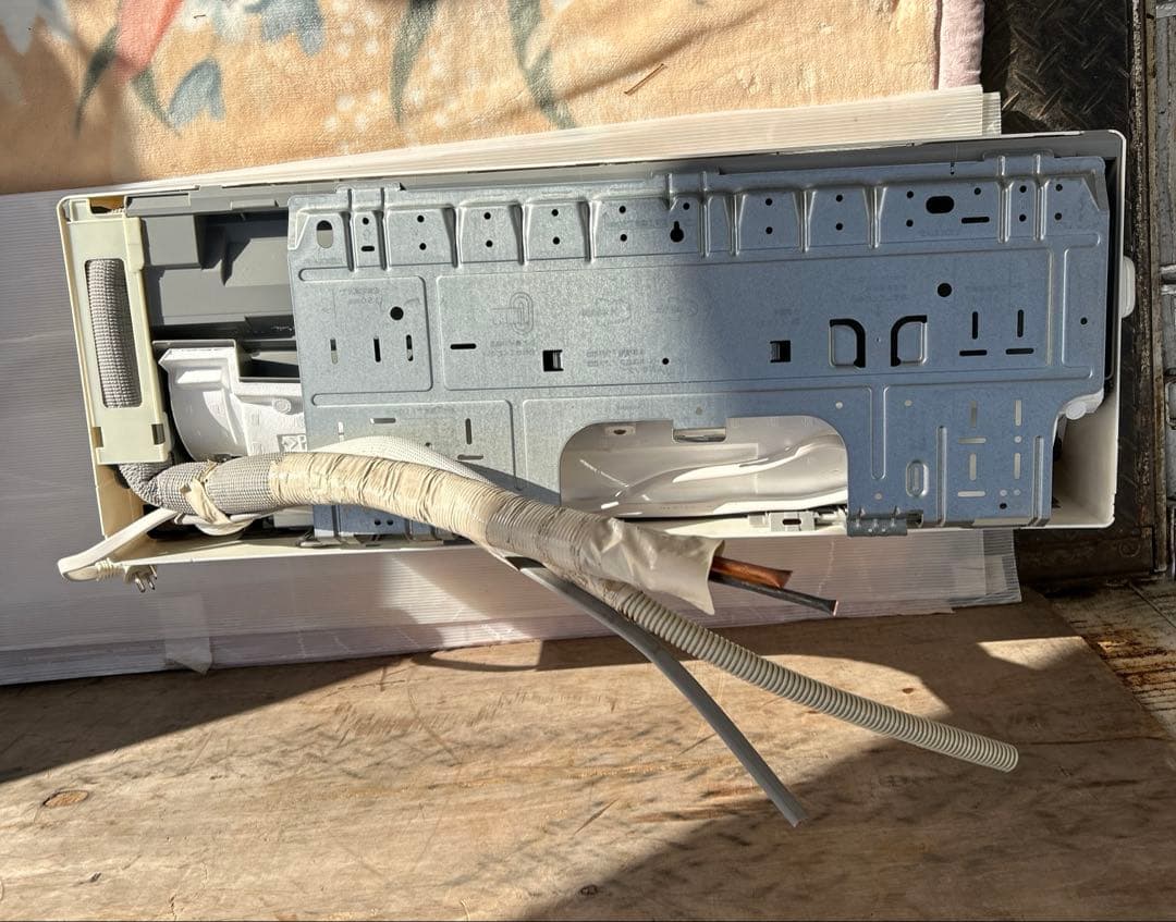 MATSUAKI様引取り専用　ダイキン　ルームエアコン AN40WFPK-W