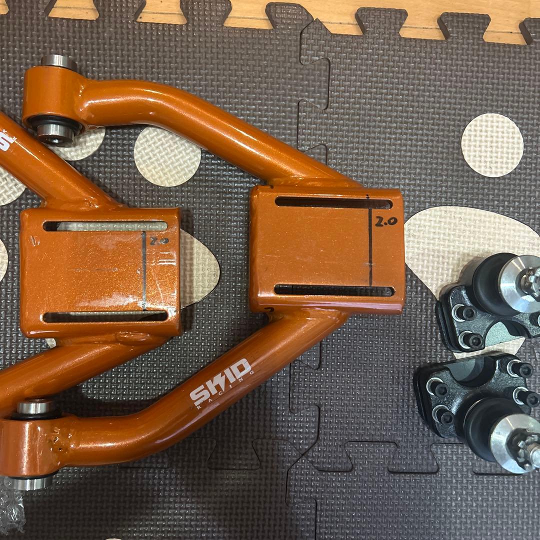 アッパーアーム　マーク2 17クラウン