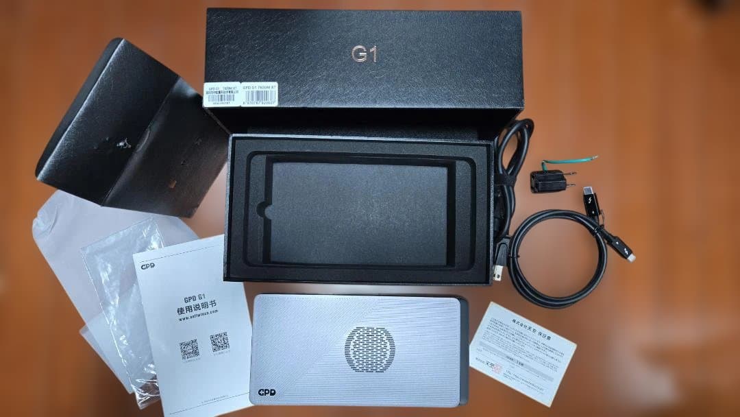 GPD G1 7600M XT 8GB DDR6 ほぼ新品