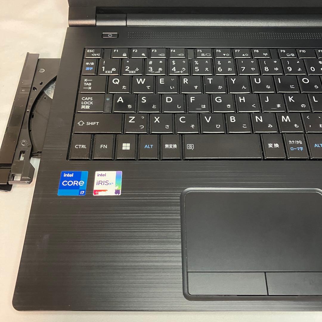 準美品 ダイナブック B65/HV 第11世代 i7 32GB SSD オフィス