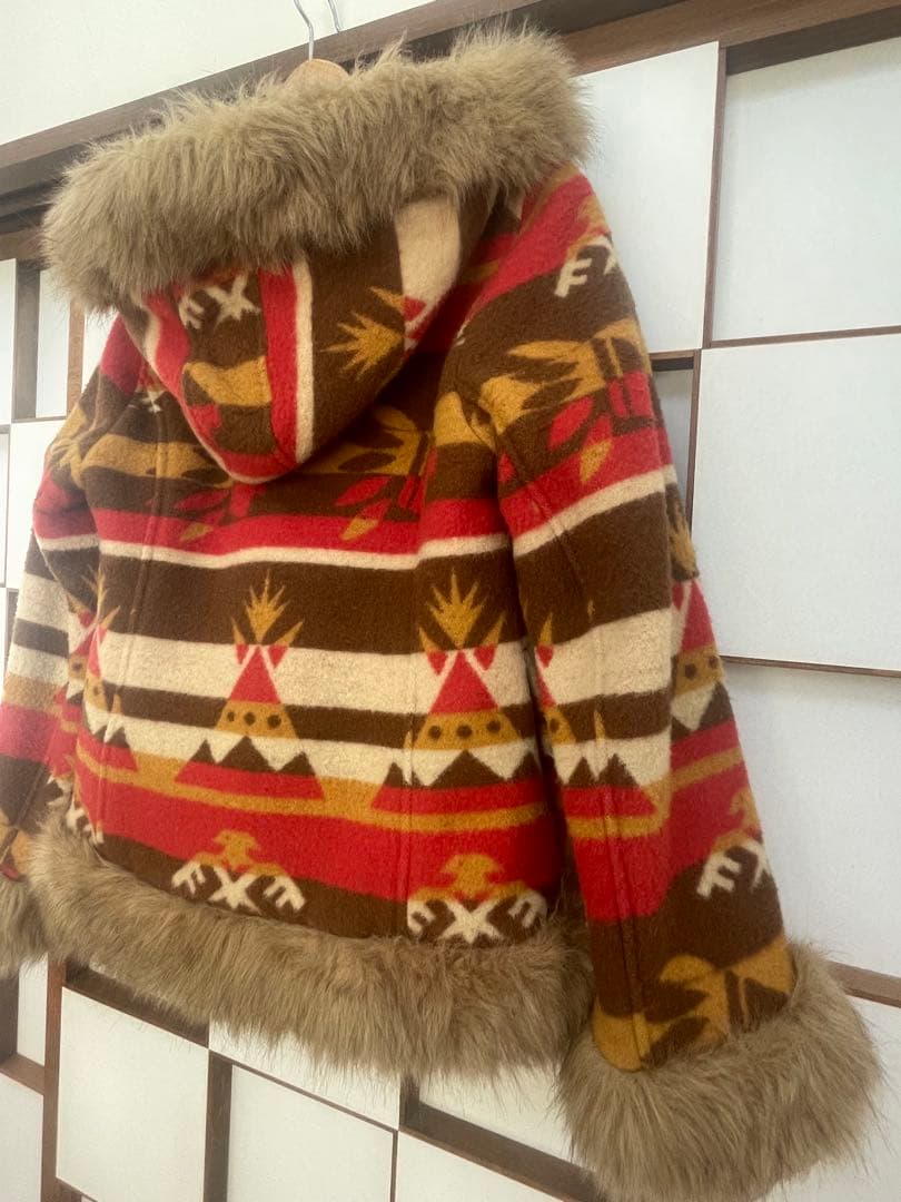 極美品 オゾンコミュニティ ネイティブ柄 ファージャケット ヒステリックグラマー