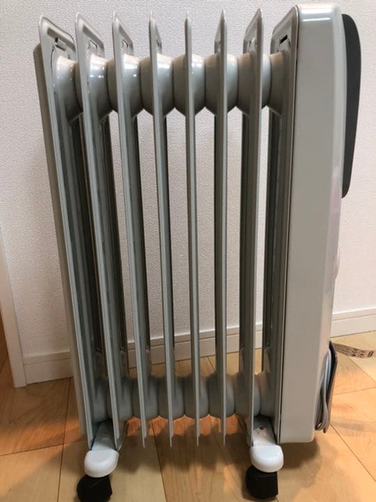 DeLonghi H770812EFSN-GY デロンギオイルヒーター美品！