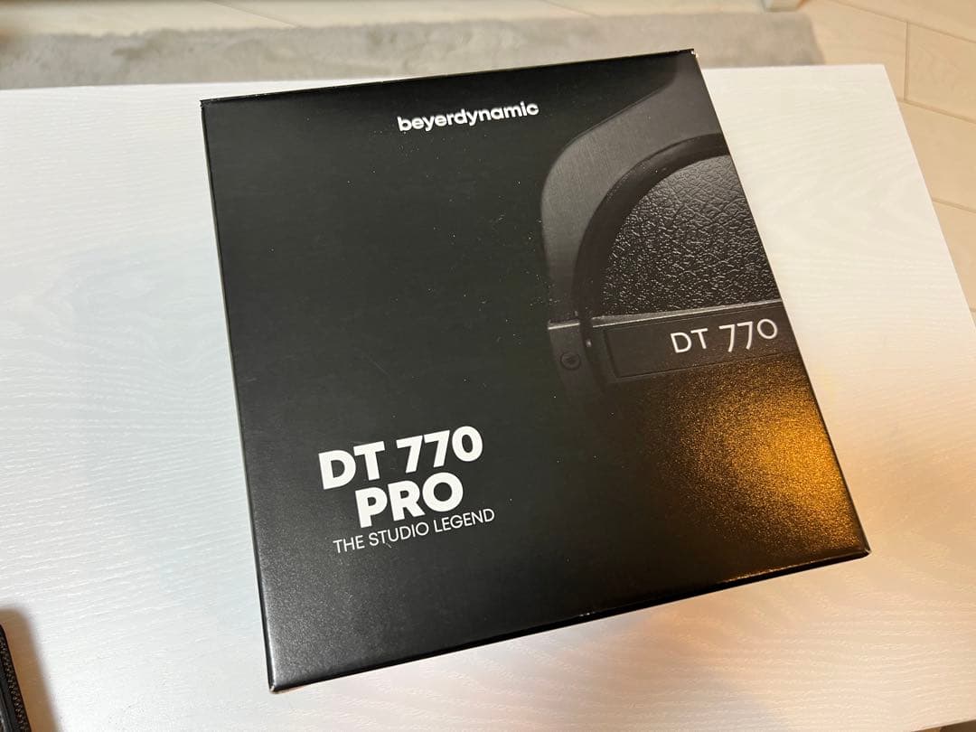 beyerdynamic DT 770 PRO ヘッドフォン 80OHM