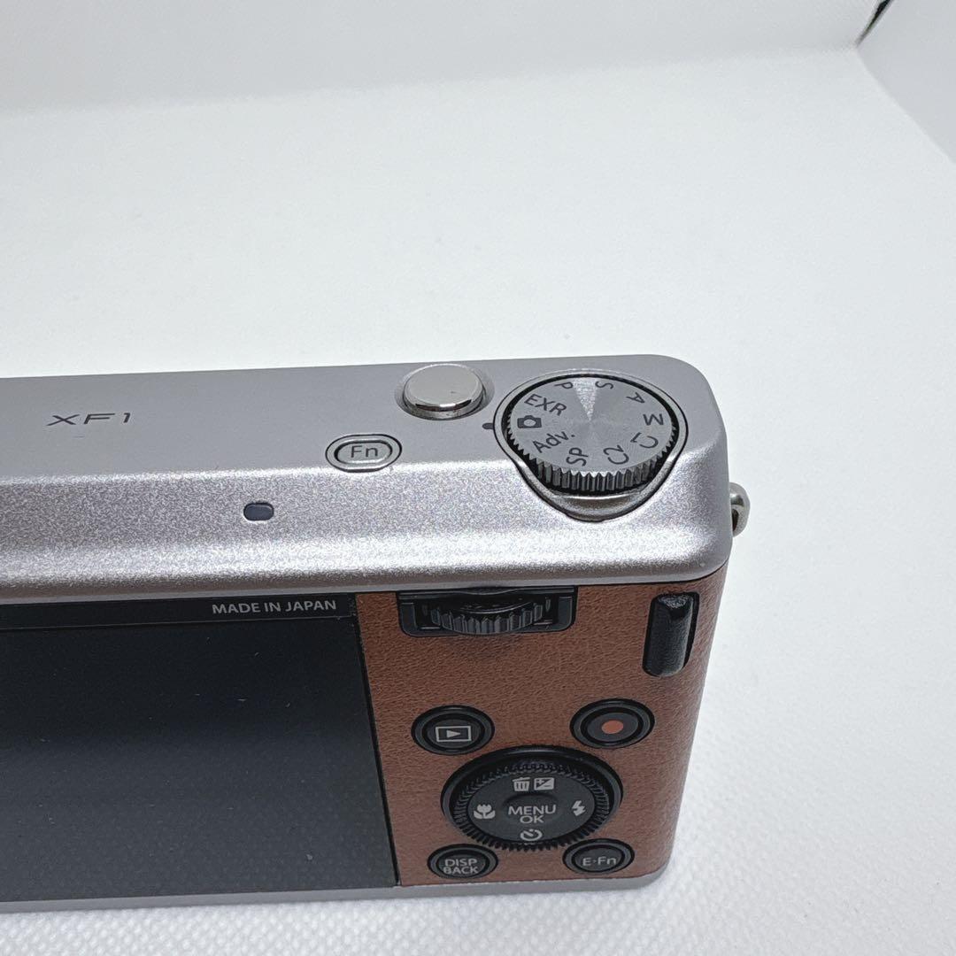 【動作品】 希少 FUJIFILM XF1 コンパクトデジタルカメラ デジカメ