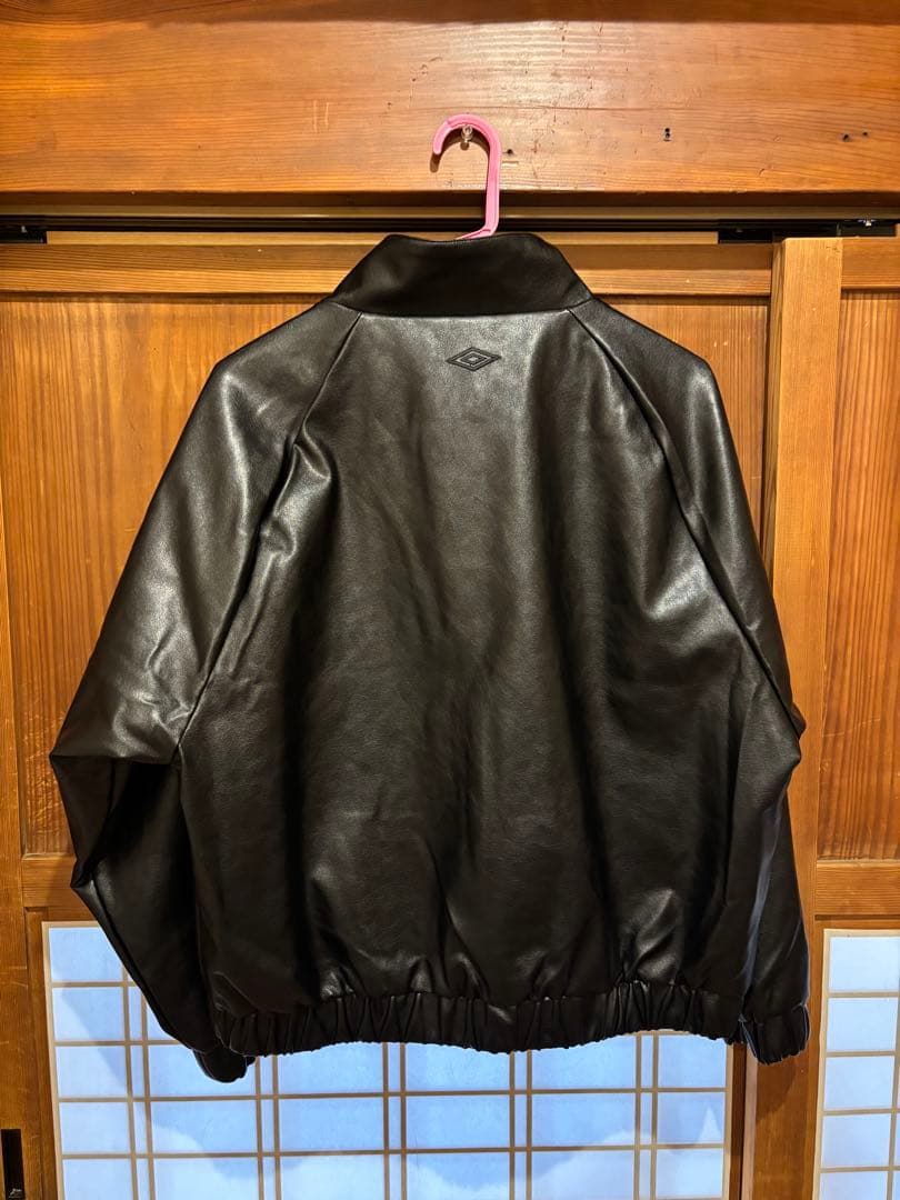 UMBRO ブラック ボンバージャケット
