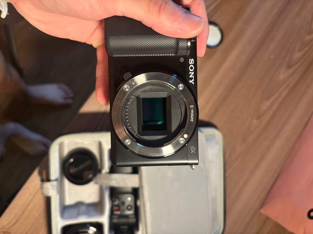 SONYミラーレスカメラ zv-e10