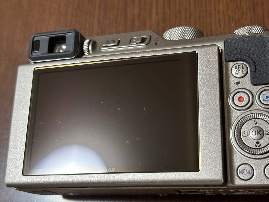 Nikon COOLPIX A1000 シルバー 動作確認済み やや傷あり