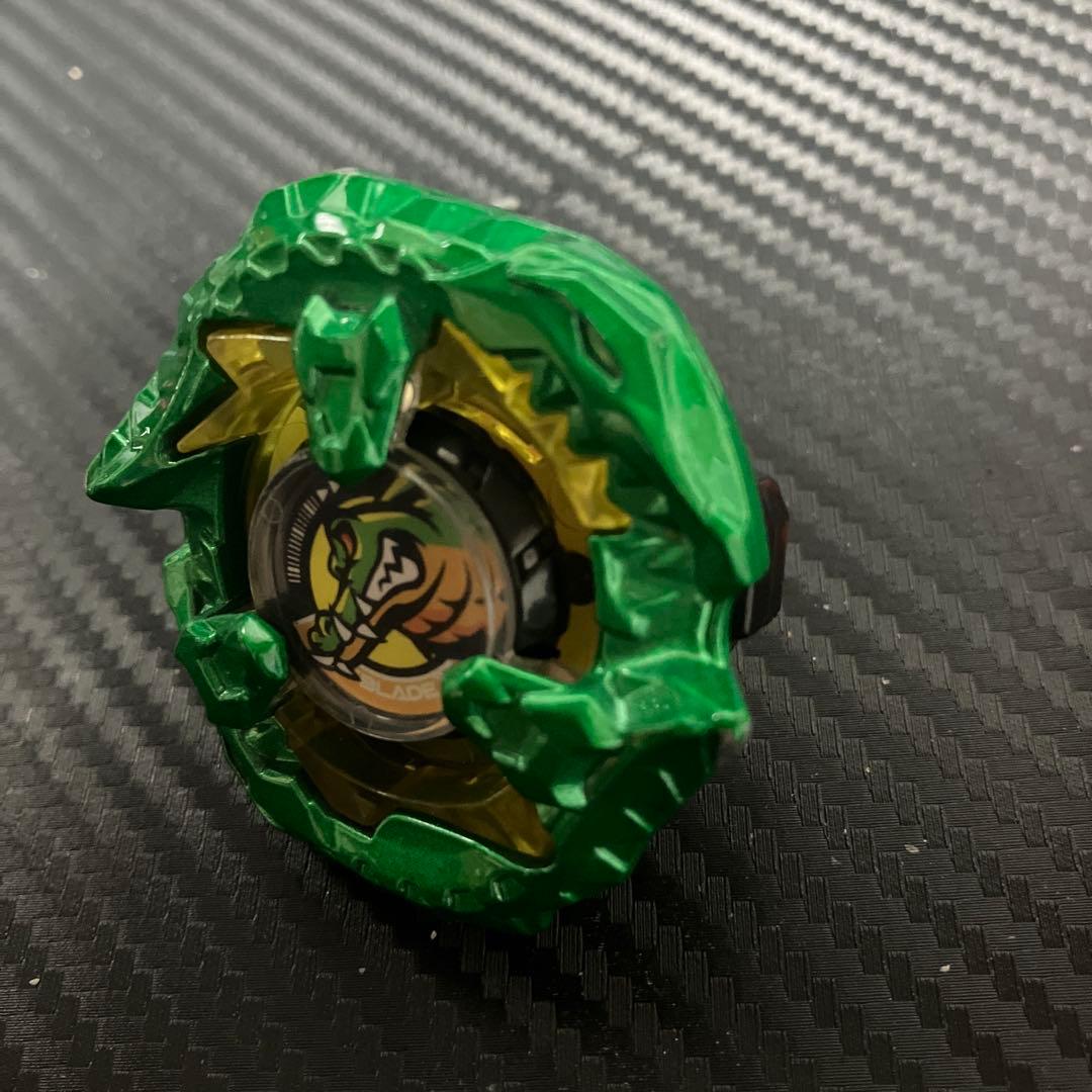 こ*つ様 ベイブレード 3個セット