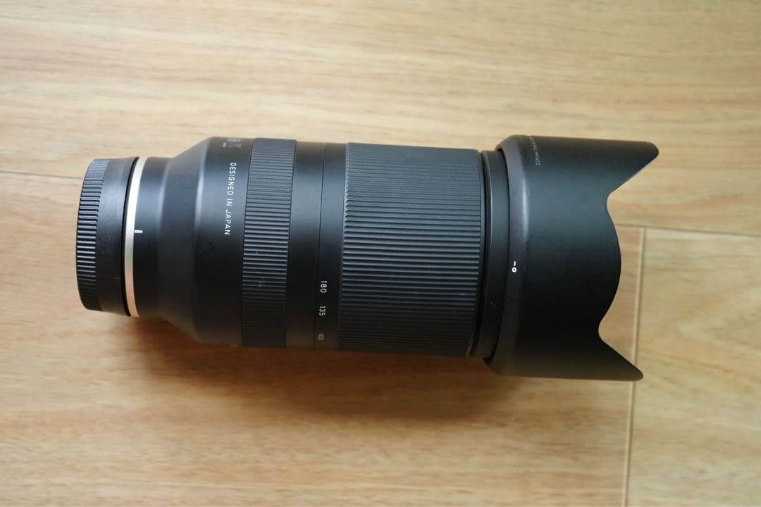 TAMRON70-180mm F/2.8 Di III VXD ソニーEマウント