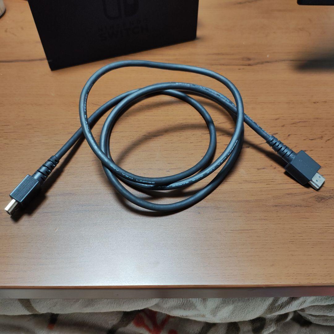 Nintendo Switch本体＋Joy-con充電グリップ＋ソフトケース