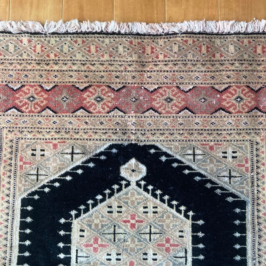 ヴィンテージラグ　トライバルラグ　パキスタン　メダリオン