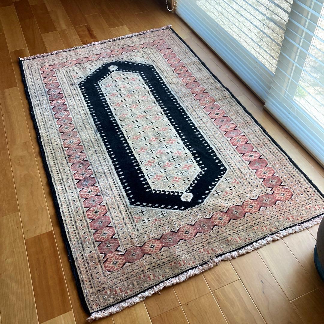 ヴィンテージラグ　トライバルラグ　パキスタン　メダリオン