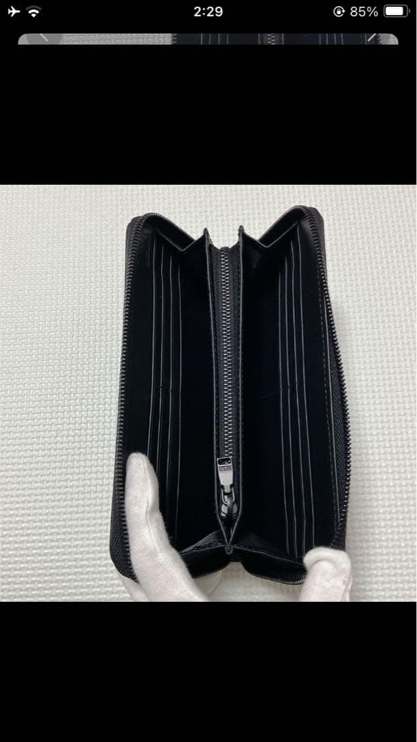 未使用DIESELディーゼル　レザーラウンドジップ長財布　ブラック　「D」ロゴ