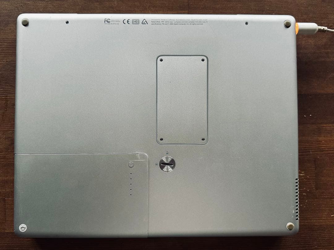 Apple Mac PowerBook G4 12インチ シルバー ジャンク