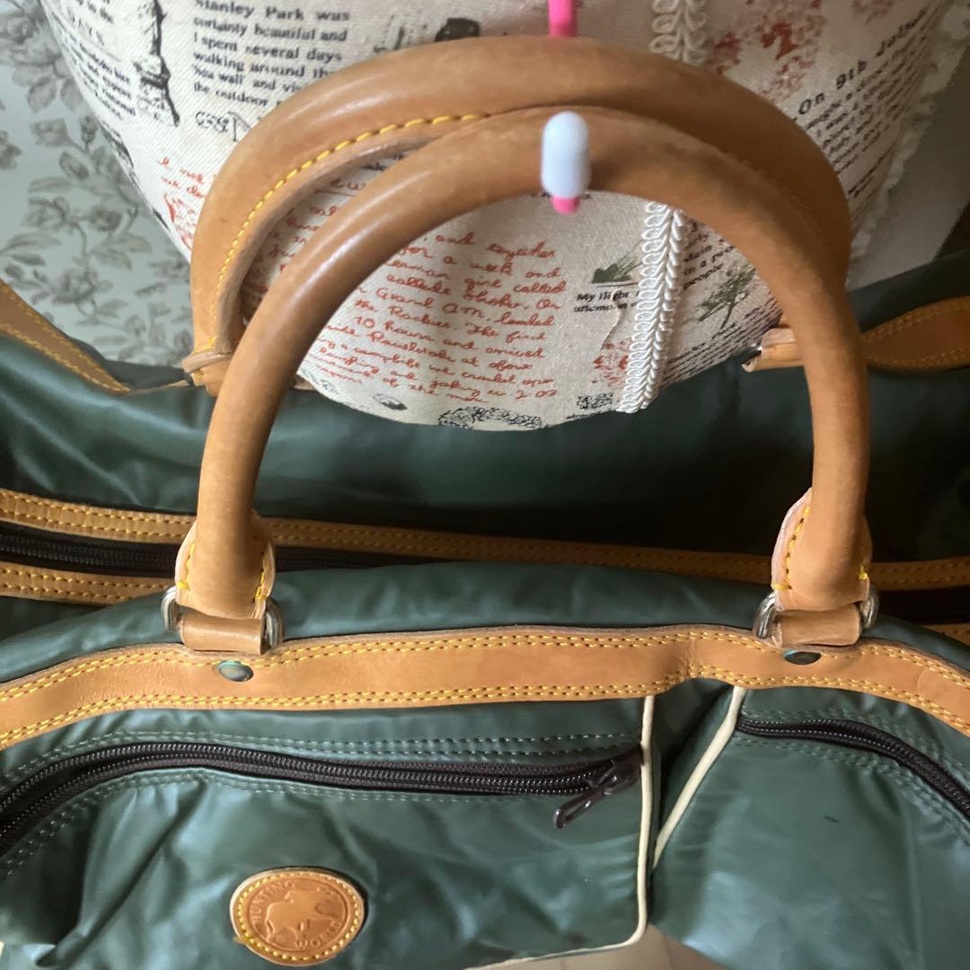 ハンティングワールド　ボストンバッグ　旅行バッグ