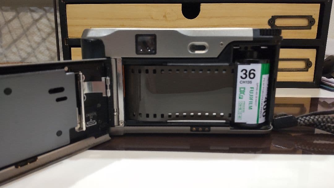 シュシュ「商品ID重要、記載希望」専用 コンタックス　CONTAX TVS