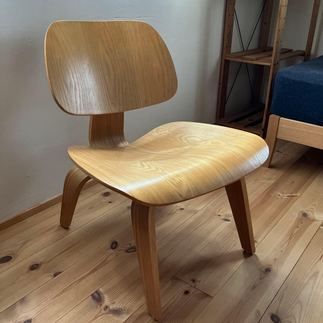 ハーマンミラー　イームズプライウッドラウンジチェア　レプリカ