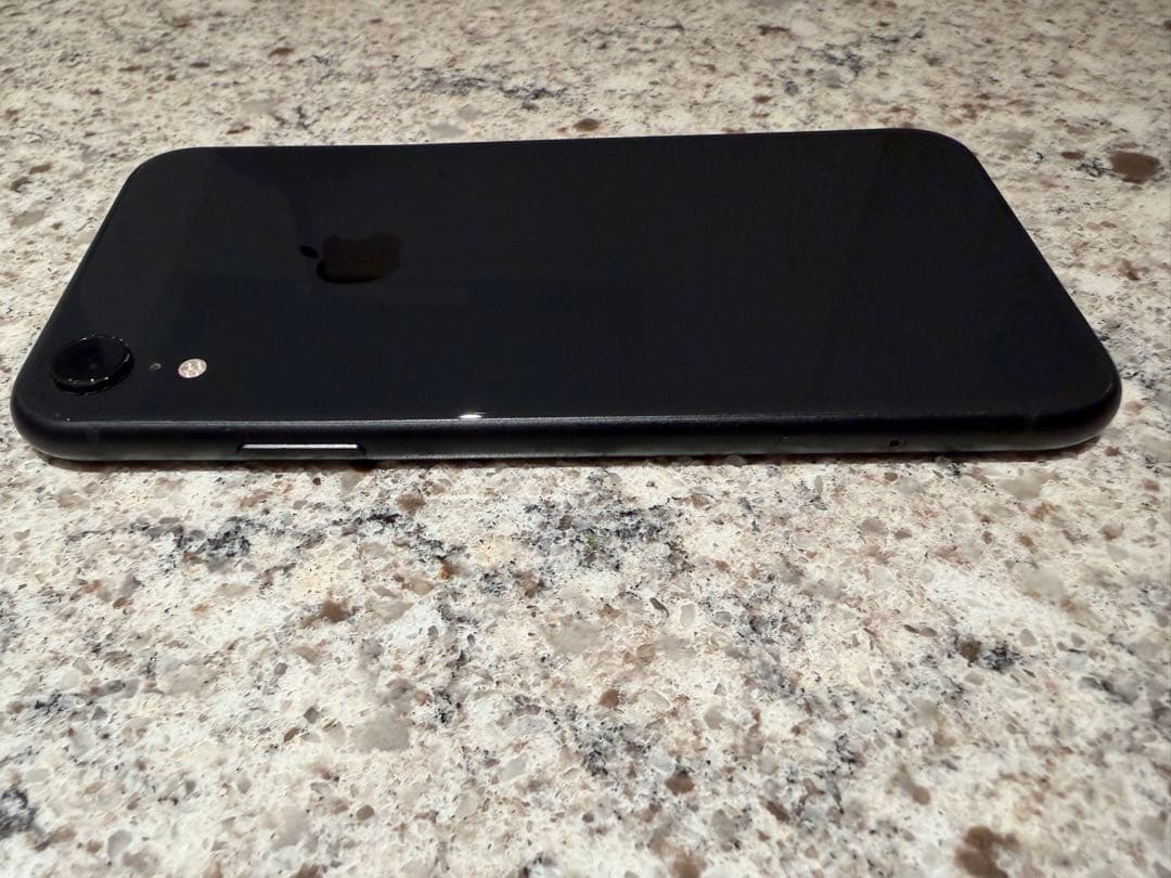 iPhoneXR 128GB SIMフリー