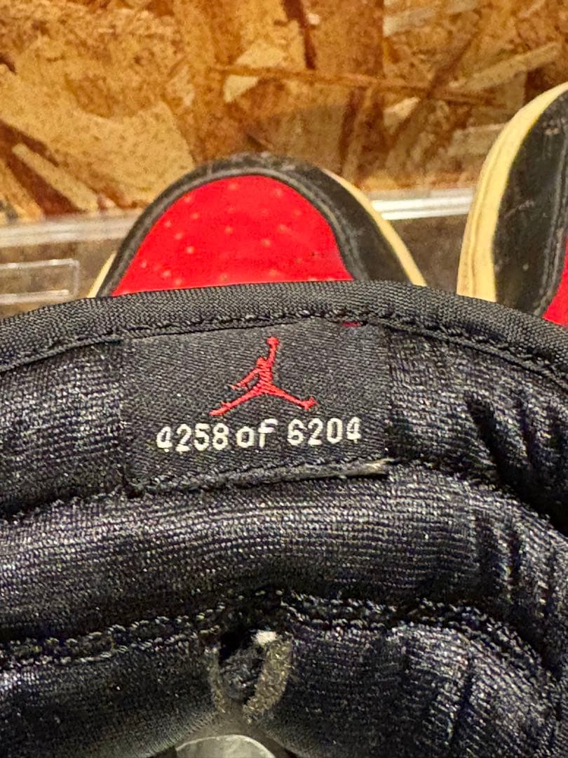 U*C様 Nike Air Jordan 1 Black/Red