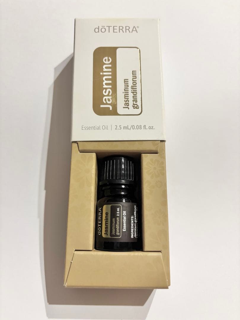 りっちゃんドテラジャスミン　エッセンシャルオイル