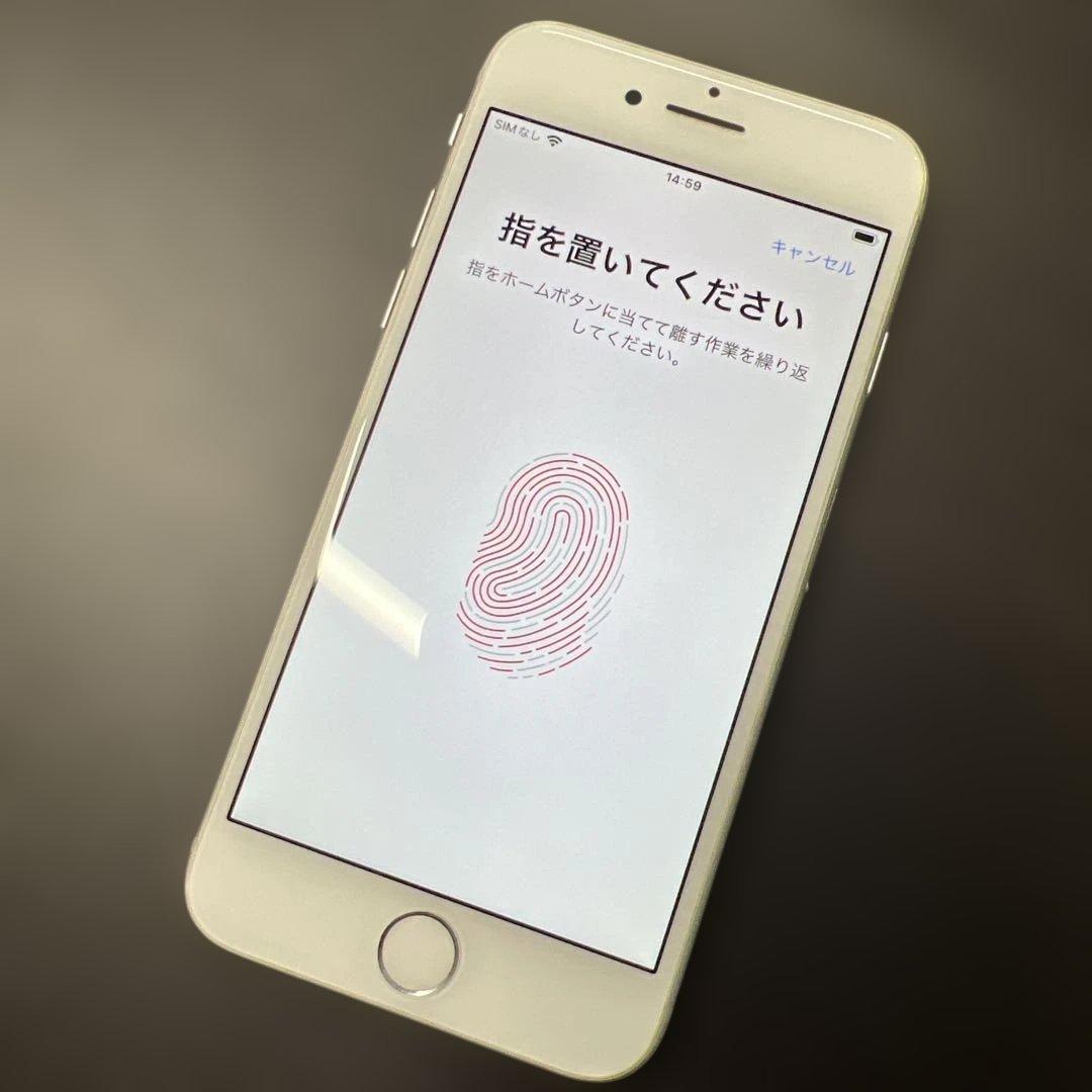 iphone8 64GB バッテリー94% シルバー