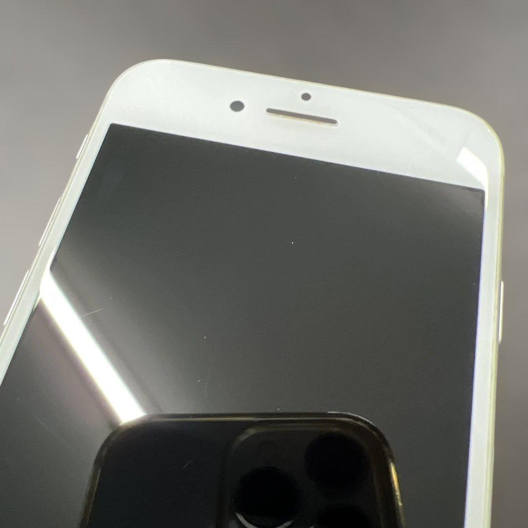 iphone8 64GB バッテリー94% シルバー