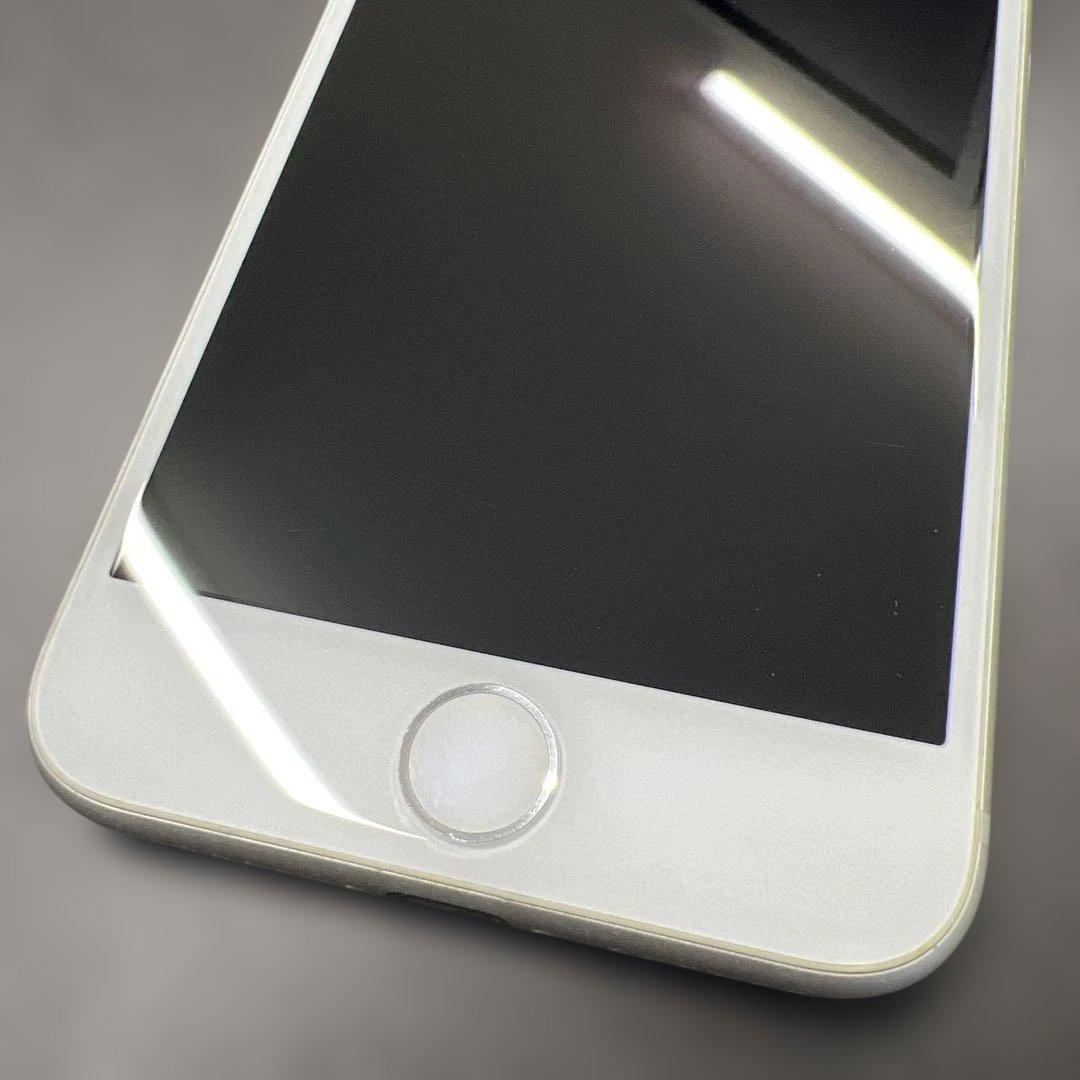 iphone8 64GB バッテリー94% シルバー