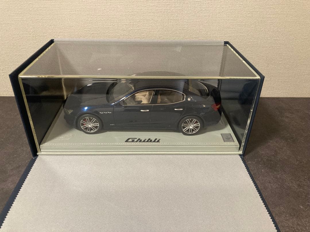 y*z様 Maserati Ghibli ダークブルー