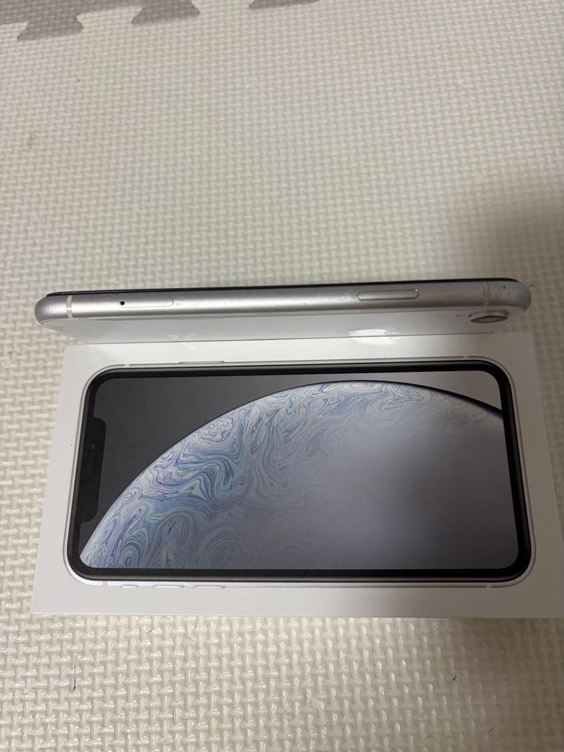 【美品・SIMフリー】iPhone XR 128GB ホワイト｜付属品完備