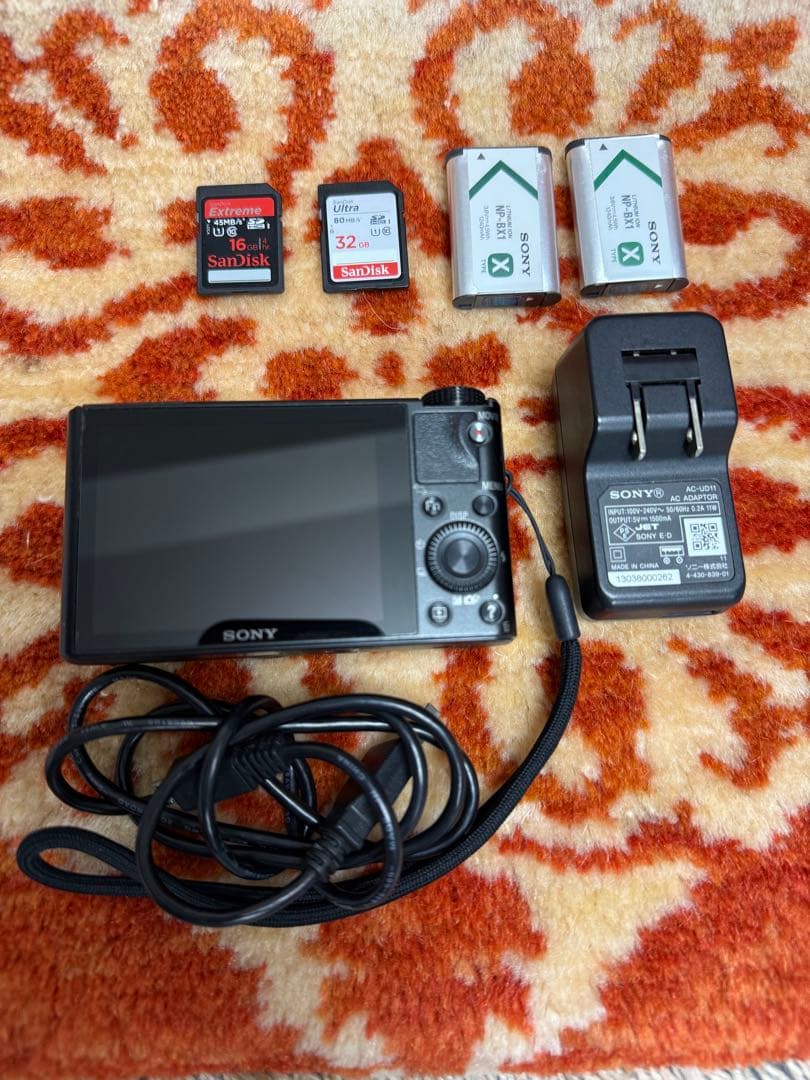 【美品】SONY Cyber-shot DSC-RX100 20.2MP