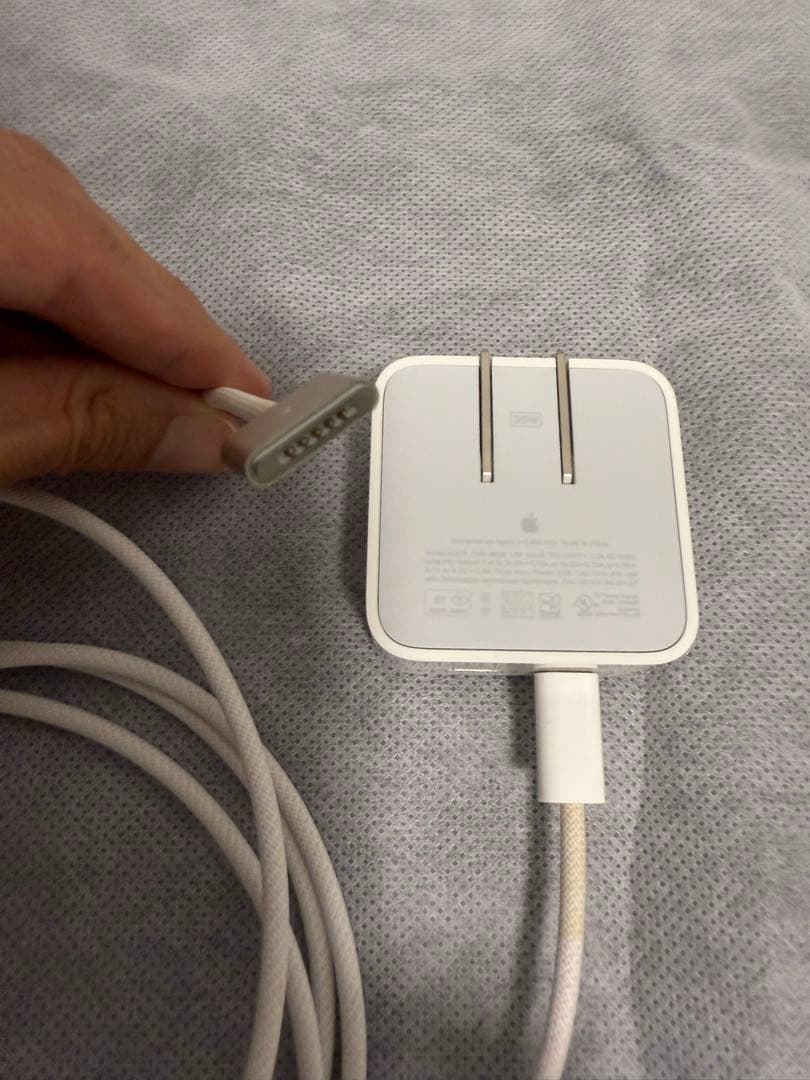 【美品】Macbook Air M2 13インチ 8GB 512GB SSD