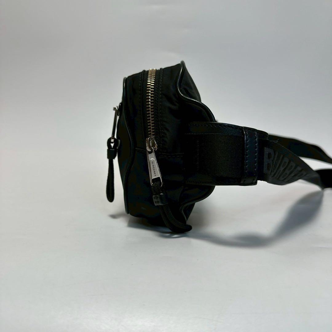 q45【極美品】バーバリー　ナイロン　ブラック　ウエストバッグ　ショルダーバッグ