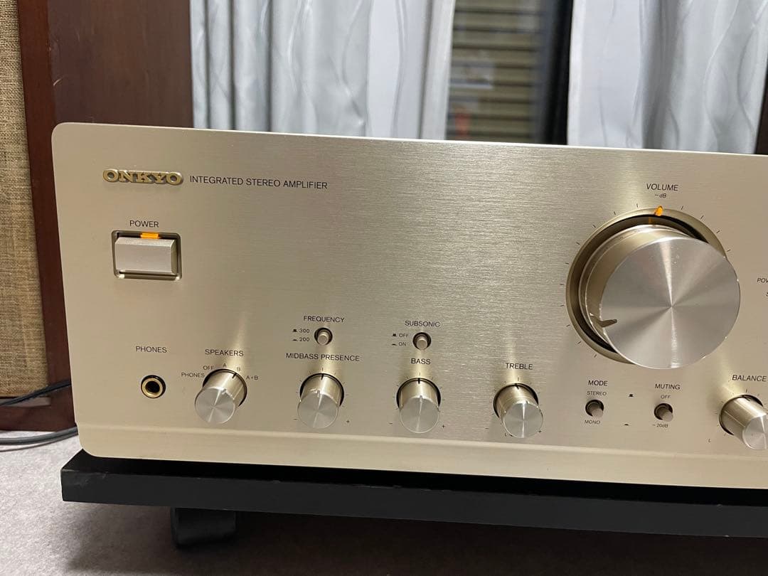 Integra A-927 プリメインアンプ ゴールド