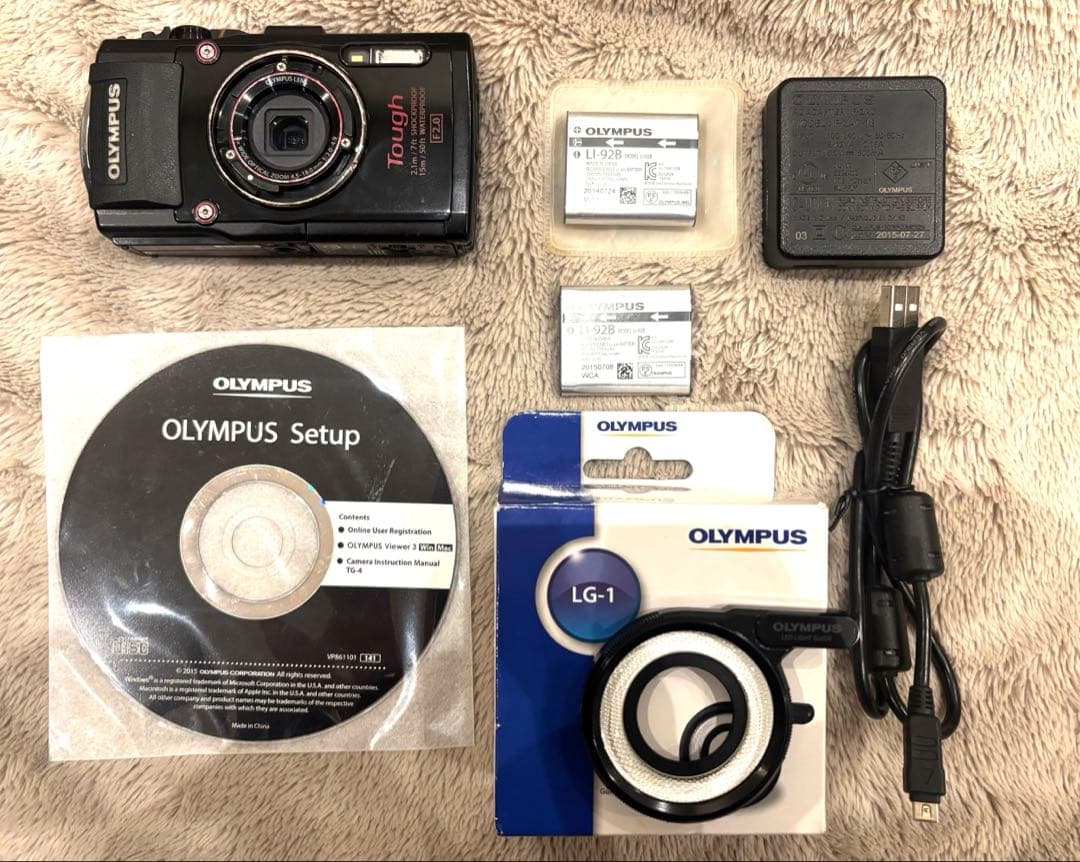 OLYMPUS Tough TG-4 デジタルカメラ