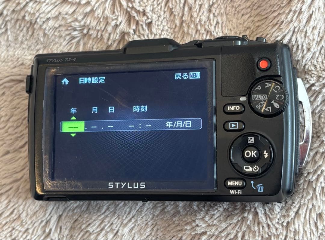 OLYMPUS Tough TG-4 デジタルカメラ