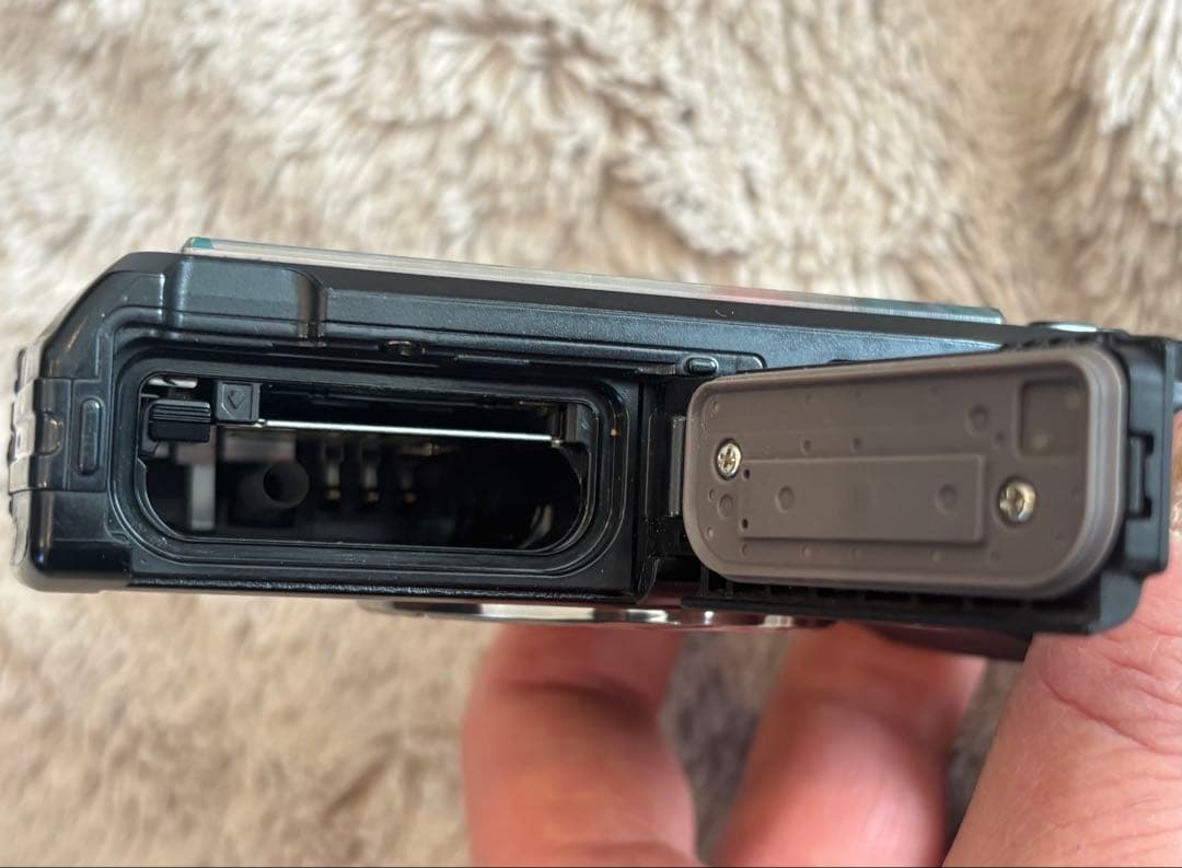 OLYMPUS Tough TG-4 デジタルカメラ