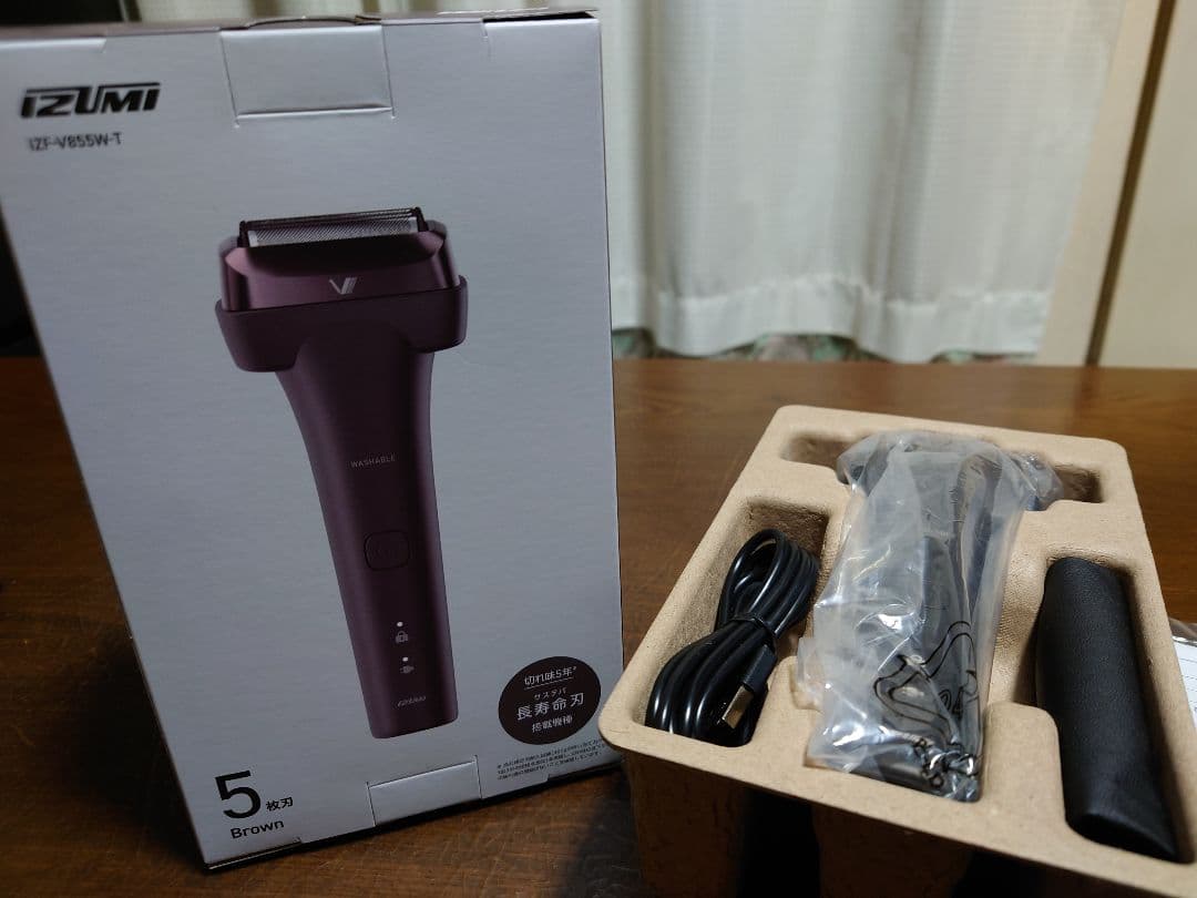 往復式シェーバー IZF-V855W ブラウン マクセルイズミ サステバ